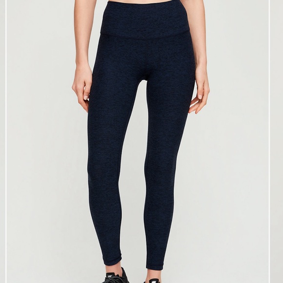 Aritzia leggings ✨ - Picture 2 of 7